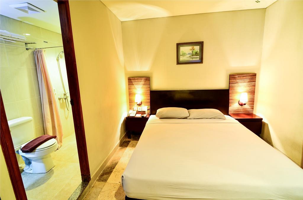 Losari Blok M Hotel Jakarta Exterior photo